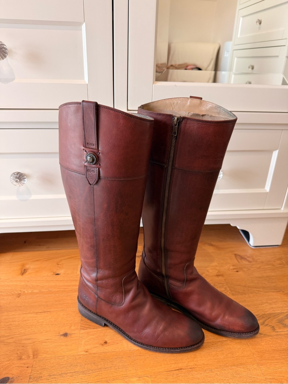 EUC Women's 11 extended calf Frye Jayden Button Brown Leather Riding Boots